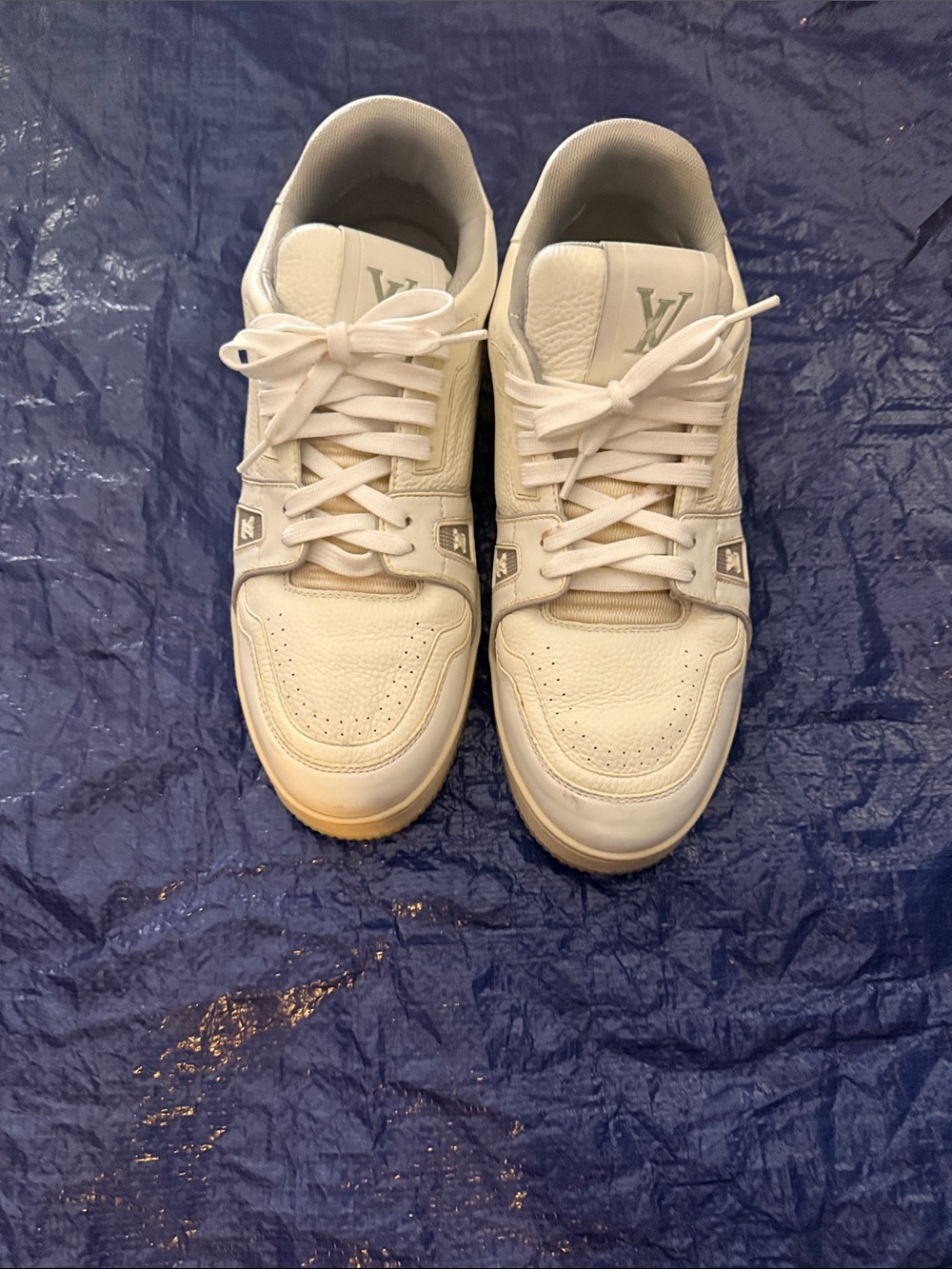 Louis Vuitton White Leather Low-Top Sneakers with Subtle Silver Logo